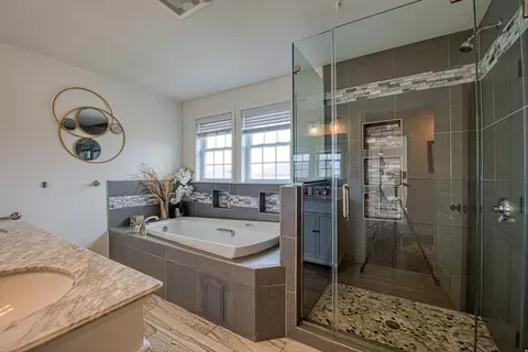 Bath - 438 Smith St, Fall River, MA 02721 photo 4 of 7