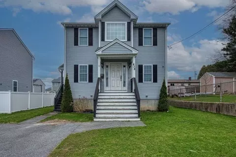 438 Smith St, Fall River, MA 02721