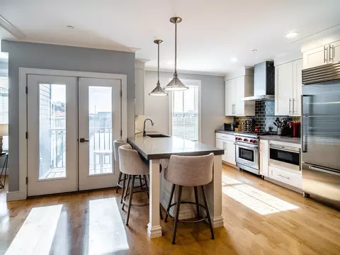542 Dorchester Ave #PH2, Boston, MA 02127