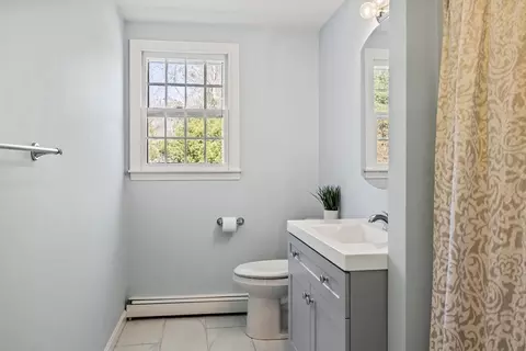Bath - 22 Merideth Way, Centerville, MA 02632 photo 1 of 2