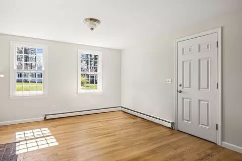 Living - 22 Merideth Way, Centerville, MA 02632 photo 5 of 5