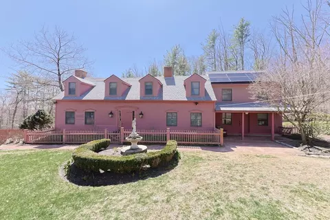 36 Ragged Hill Rd, West Brookfield, MA 01585