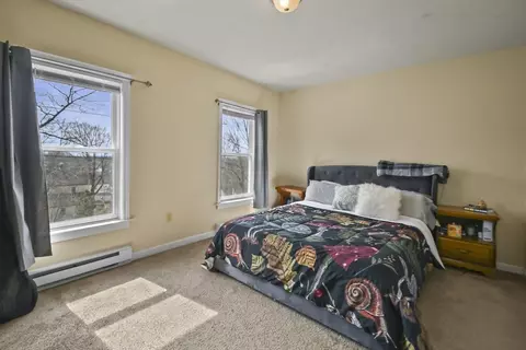 Bedroom - 11 Brown St, Spencer, MA 01562 photo 3 of 6