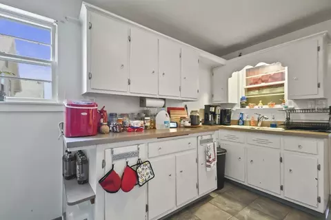 Kitchen - 11 Brown St, Spencer, MA 01562 photo 3 of 5