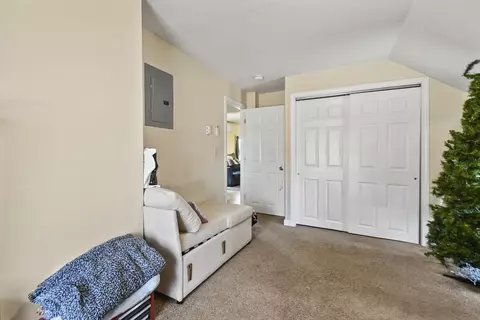 Bedroom - 11 Brown St, Spencer, MA 01562 photo 2 of 6