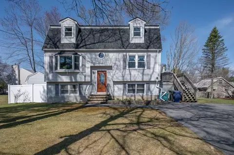 26 Fay St, Wilmington, MA 01887