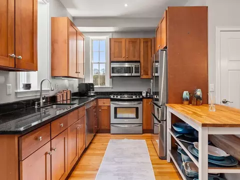 93 E Central St #6, Natick, MA 01760 photo 2