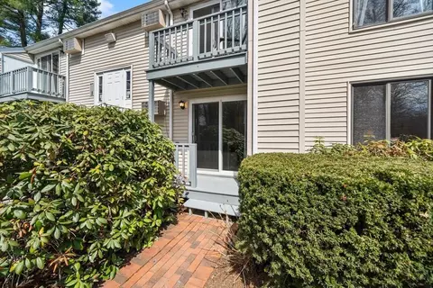 165 Chestnut St # -R, Foxboro, MA 02035