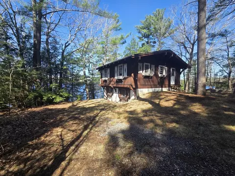 Exterior - 33 Noel Dr, Ashburnham, MA 01430 photo 2 of 9
