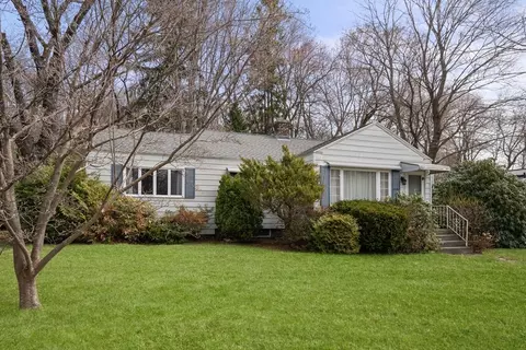 165 S Flagg St, Worcester, MA 01602