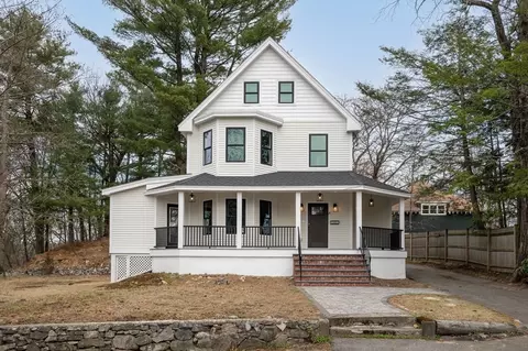 14 High St, Wakefield, MA 01880