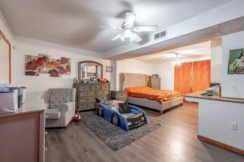 155 Lucerne Rd, Springfield, MA 01119 photo 17