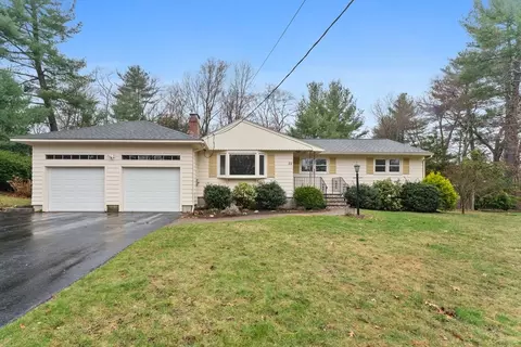 22 Gloria Cir, Burlington, MA 01803