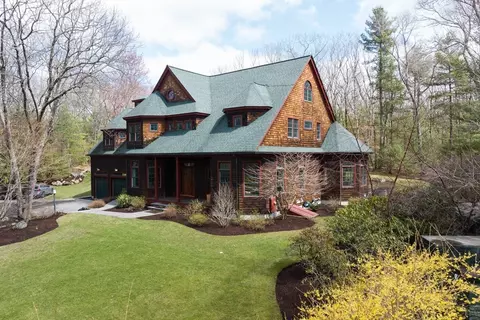 15 Spruce Hill Rd, Weston, MA 02493