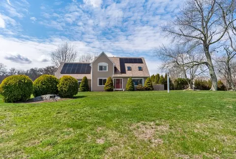 15 Jordans Way, Westport, MA 02790
