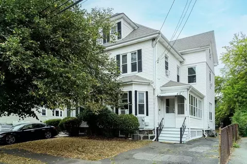 134-136 Cypress St, Watertown, MA 02472