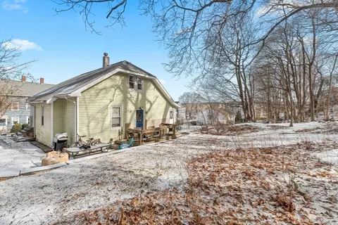 223 Paradis Ave, Woonsocket, RI 02895 photo 25