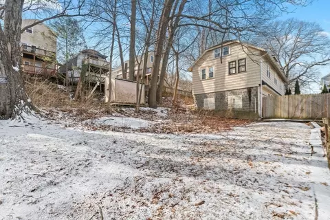 223 Paradis Ave, Woonsocket, RI 02895 photo 23