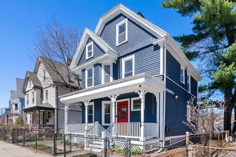 19 Sunnyside St, Jamaica Plain, MA 02130