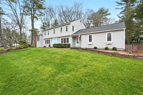 249 Concord Rd, Longmeadow, MA 01106