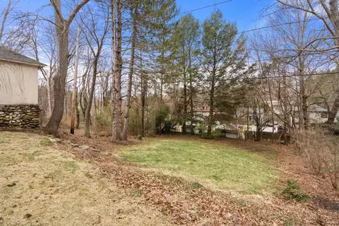53 Beechmont St, Worcester, MA 01609 photo 37