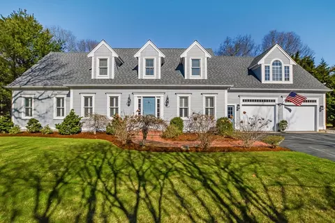 127 Rickenbacker, Falmouth, MA 02536