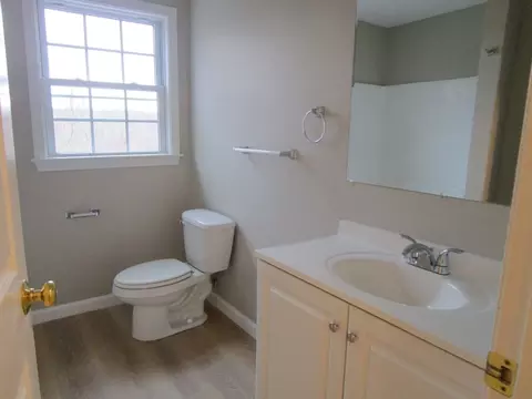 12 Fatima Ln, Worcester, MA 01606 photo 17