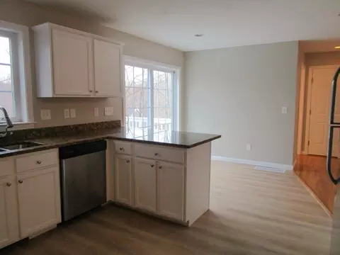 12 Fatima Ln, Worcester, MA 01606 photo 10