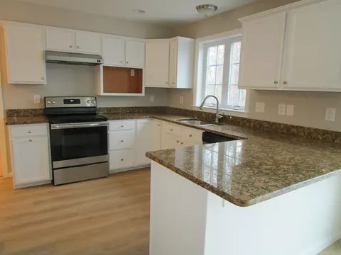 12 Fatima Ln, Worcester, MA 01606 photo 8