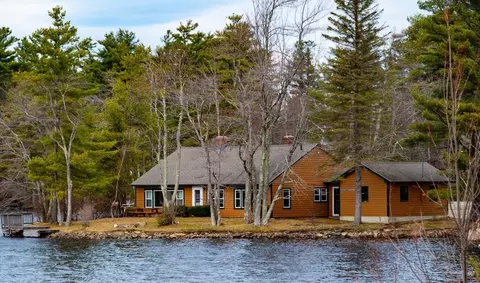 229 Ashby Rd, Ashburnham, MA 01430
