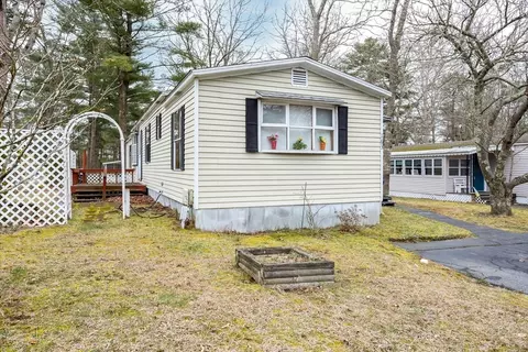163 Pine View Ter, Wareham, MA 02576 photo 2