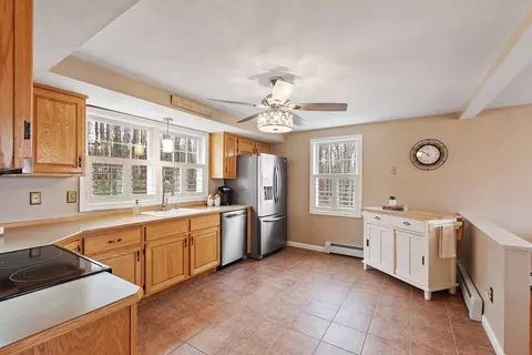 3 Ashley St, Pepperell, MA 01463 photo 17