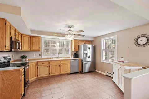 3 Ashley St, Pepperell, MA 01463 photo 16