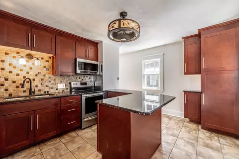 154 Kimberly Ave, Springfield, MA 01108 photo 11