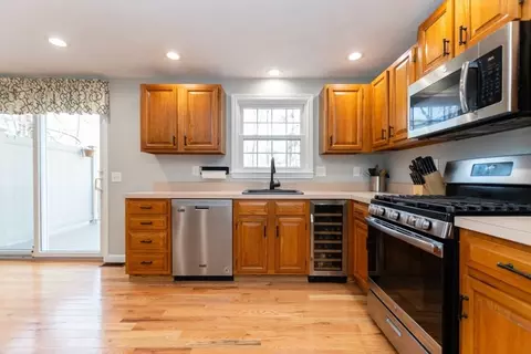 Kitchen - 2 Apple Rdg #2, Maynard, MA 01754 photo 2 of 3