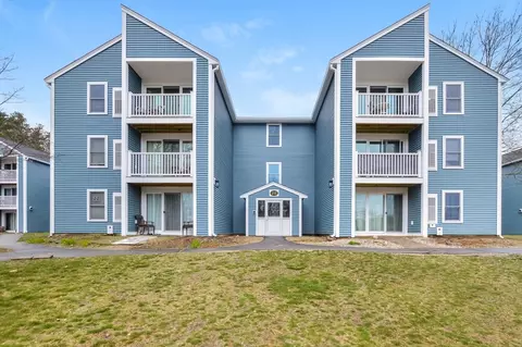 2 Marc #2B2, Plymouth, MA 02360