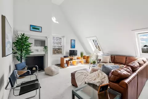 456 Belmont St #21, Watertown, MA 02472