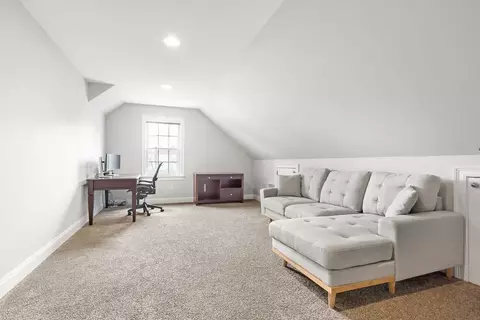 7 Maple Pl, Needham, MA 02492 photo 21