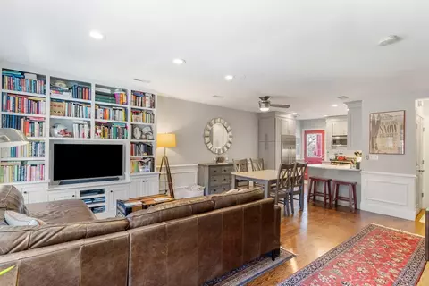 100 Baldwin St #2, Boston, MA 02129