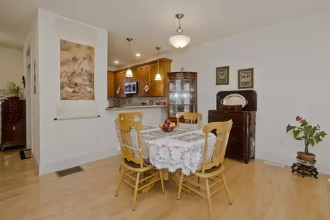 208 Pine St #33, Amherst, MA 01002 photo 14