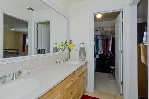 208 Pine St #33, Amherst, MA 01002 photo 29