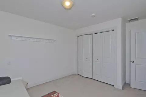 208 Pine St #33, Amherst, MA 01002 photo 36