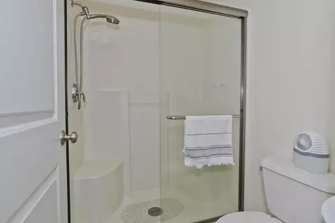 208 Pine St #33, Amherst, MA 01002 photo 28