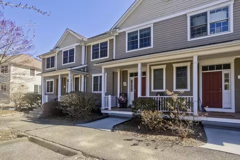 208 Pine St #33, Amherst, MA 01002 photo 3