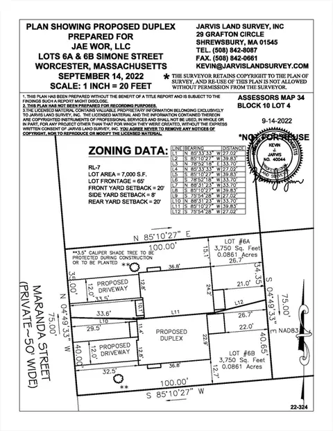 25-27 Maranda St, Worcester, MA 01604