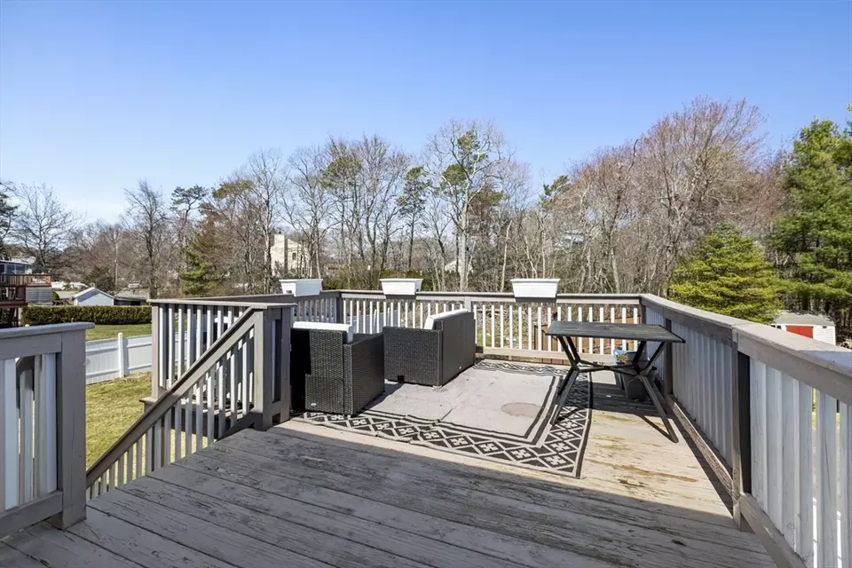  18 Forestview Dr, Fairhaven, MA 02719 photo 22