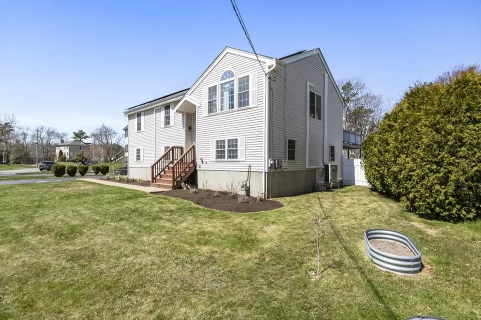  18 Forestview Dr, Fairhaven, MA 02719 photo 26