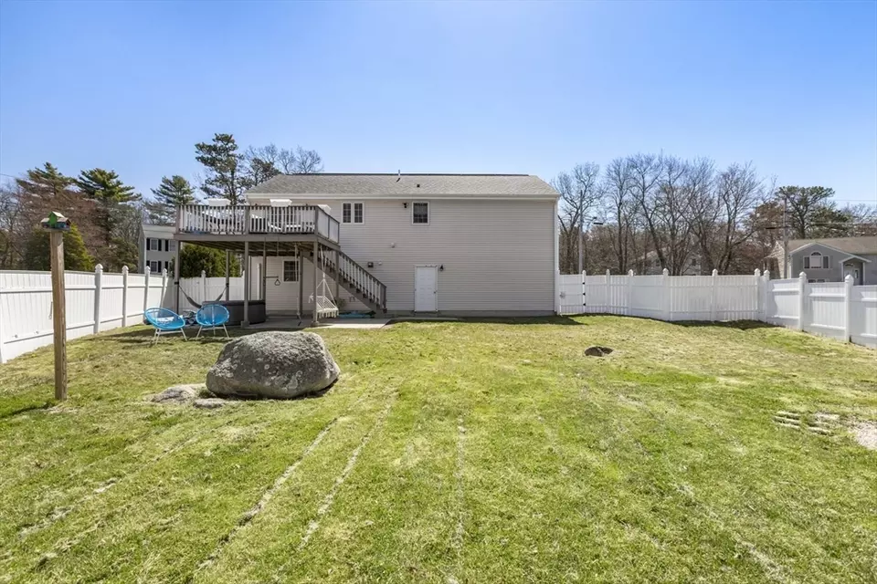  18 Forestview Dr, Fairhaven, MA 02719 photo 23