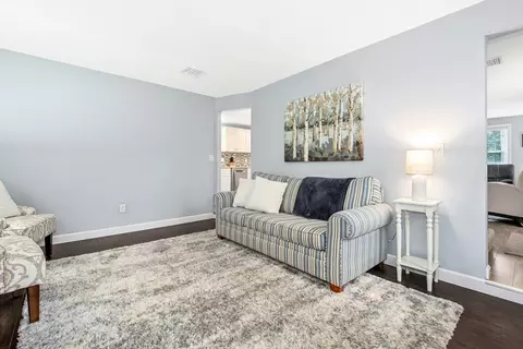 22 Walter Dr, Raynham, MA 02767 photo 18