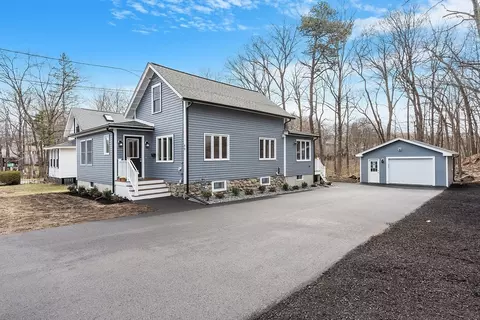 69 Cox St, Hudson, MA 01749